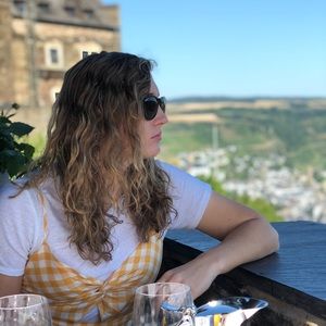 Meet your Posher, Sara